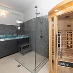 Luxurious In With Sauna Prázdninový dům