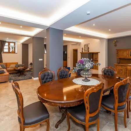 Vikendica Luxurious In With Sauna *