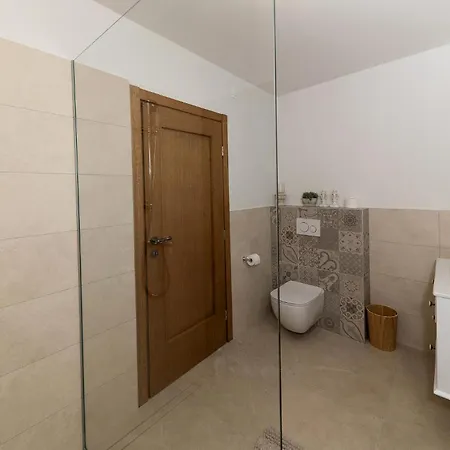 Luxurious In With Sauna بيت للعطل بريبير